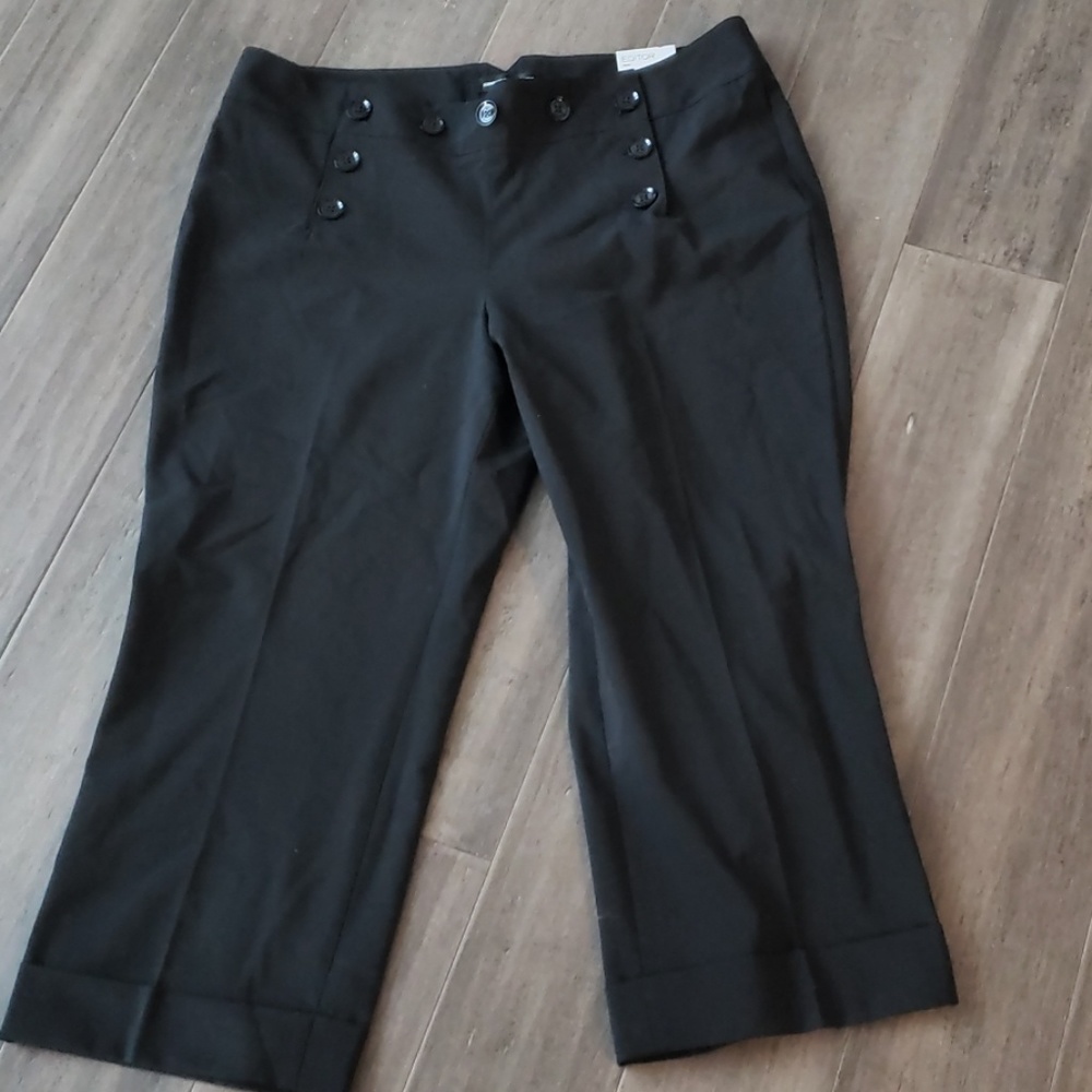 Express crop slacks